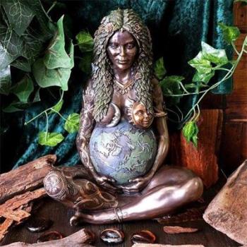 Spirituelle Statue Gaia – Erdmutter